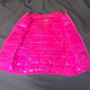 Hooded Hot pink puffy vest